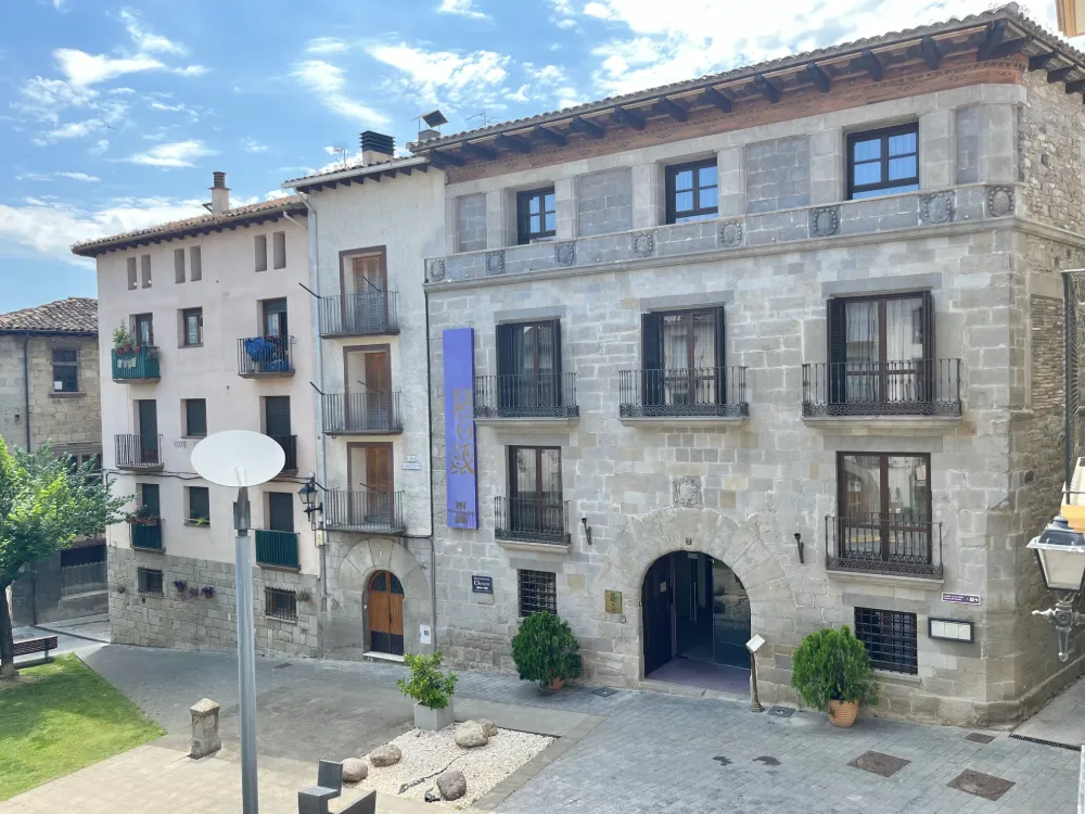 IMG_3537 venta hotel edificio terreno on sale españa inmobiliaria aqui tu espacio